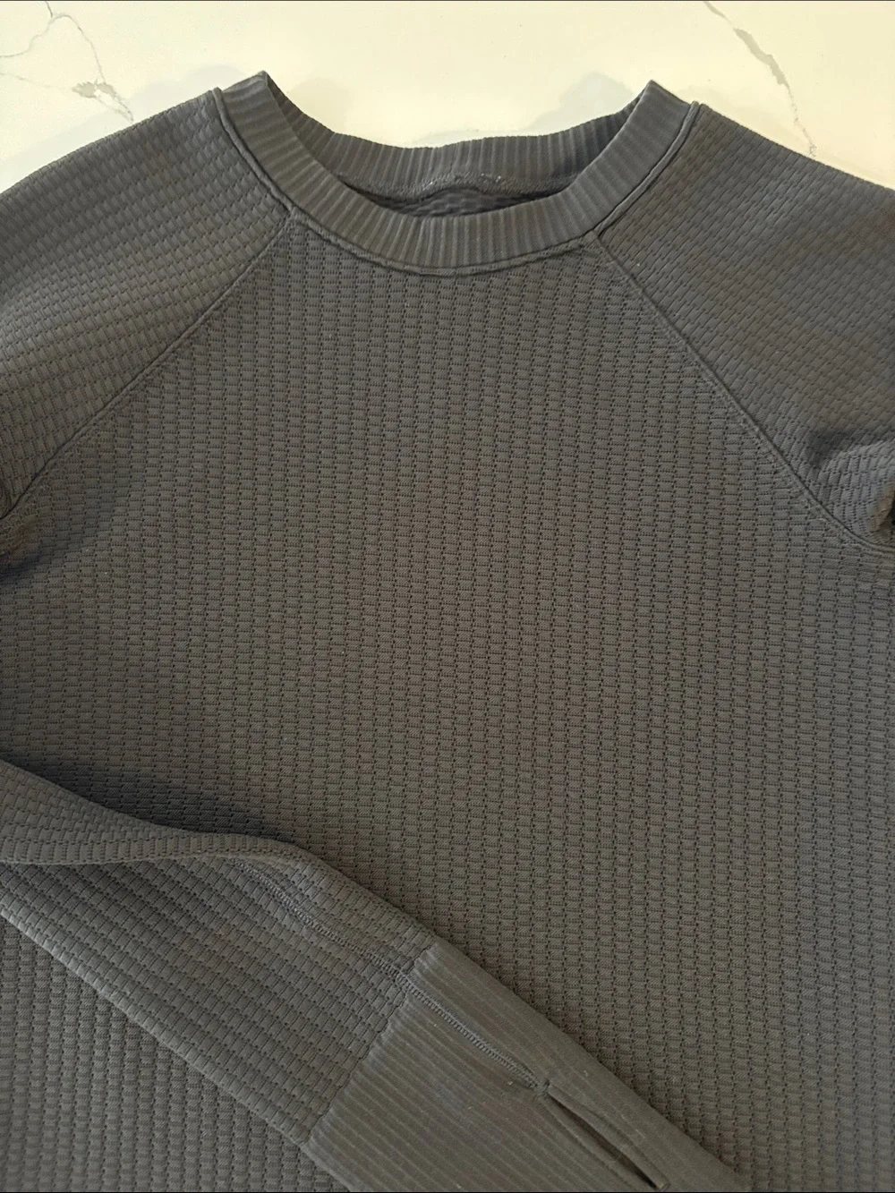 Lululemon Rest Less Pullover ~ 4 ~ Bubble Dot Black